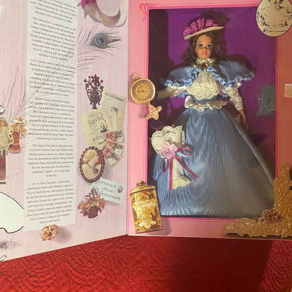 Never removed from box Gibson Girl Barbie - Picture 4 of 6